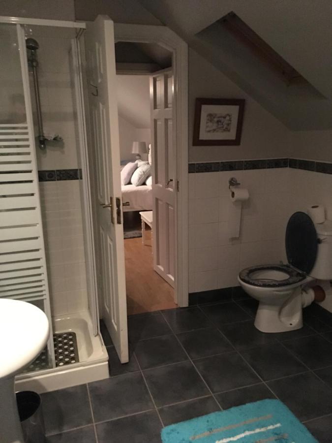 Shashas Apartment Gleanndobhar Gleann Cholm Cille Esterno foto