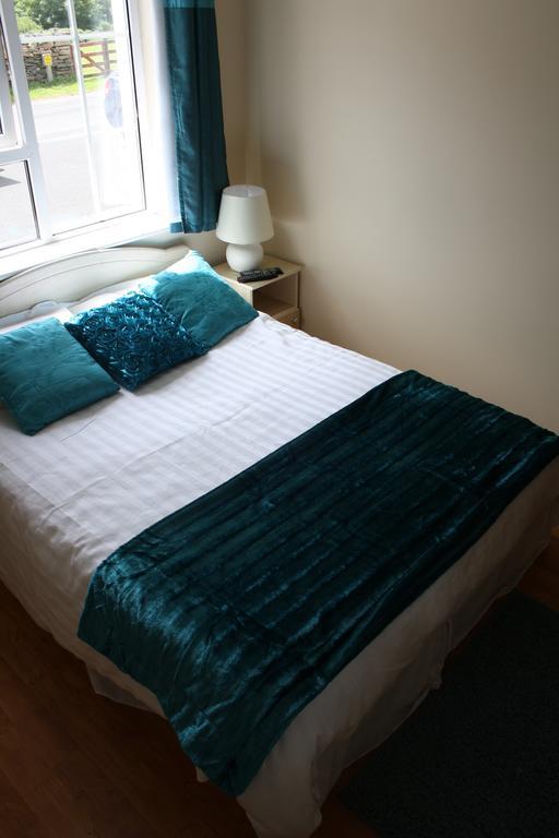Shashas Apartment Gleanndobhar Gleann Cholm Cille Esterno foto